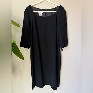 Evan Picone dresses elegantly.